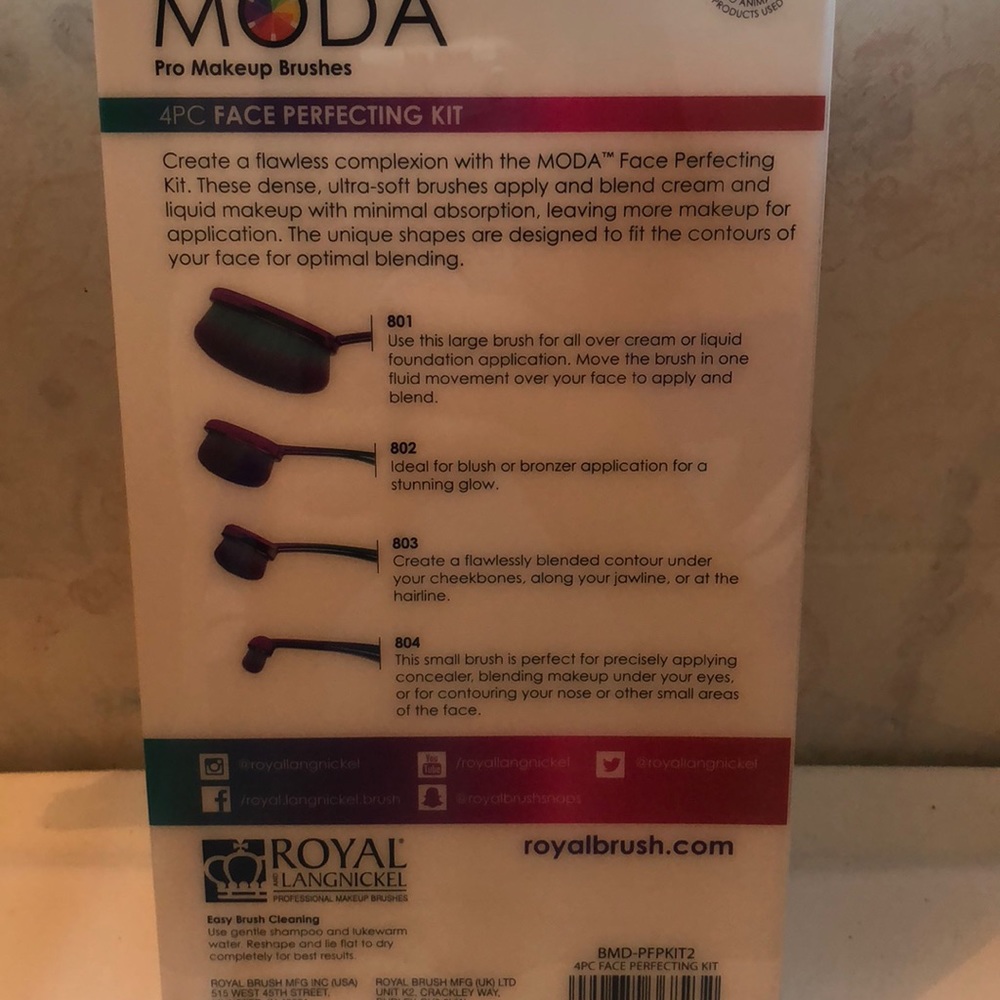 Makeup tools - Picture 3 of 3